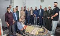عیادت از کارگر از کارافتاده در عصمت آباد شهرستان بوئین زهرا